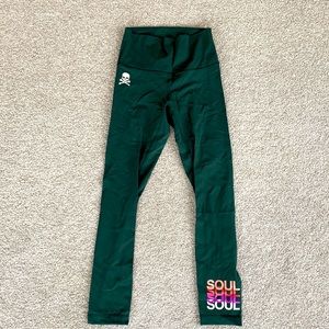 SoulCycle autumn green leggings 7/8th 25” size 4 lululemon
